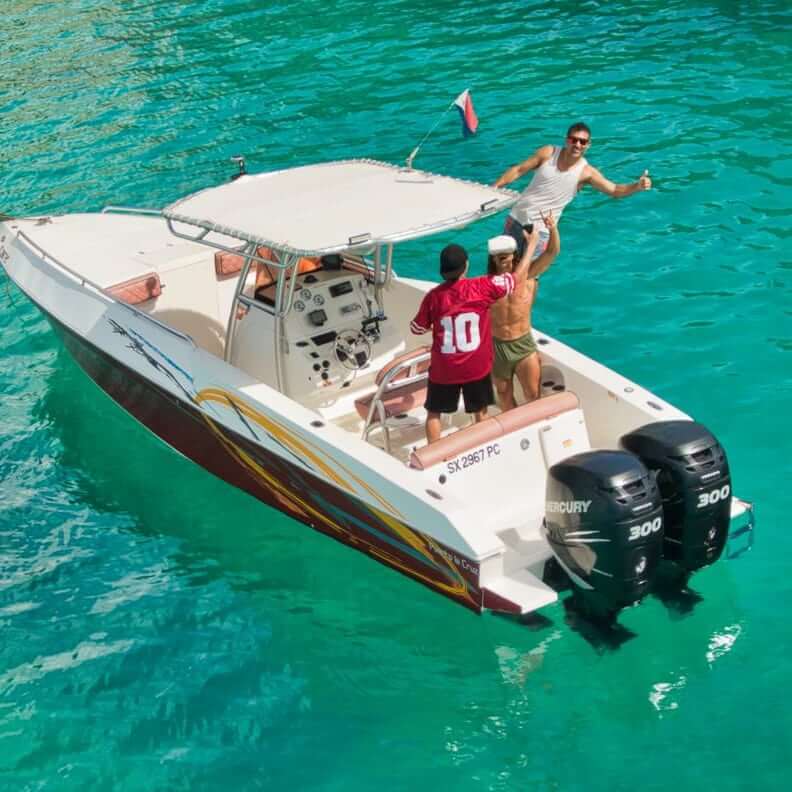 Best luxury Boat charter service in St Maarten/St Martin